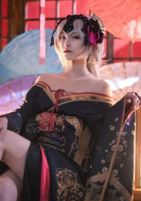 亚洲精彩久久久_720电影全集观看